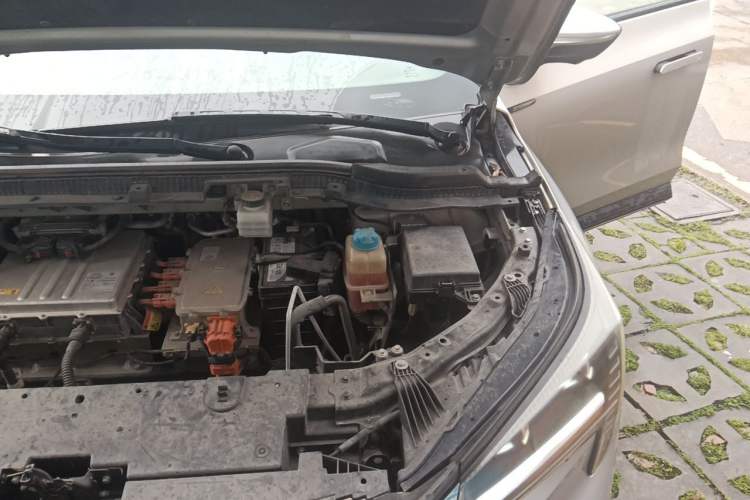 Used AION LX 2019 80D Engine Bay Left