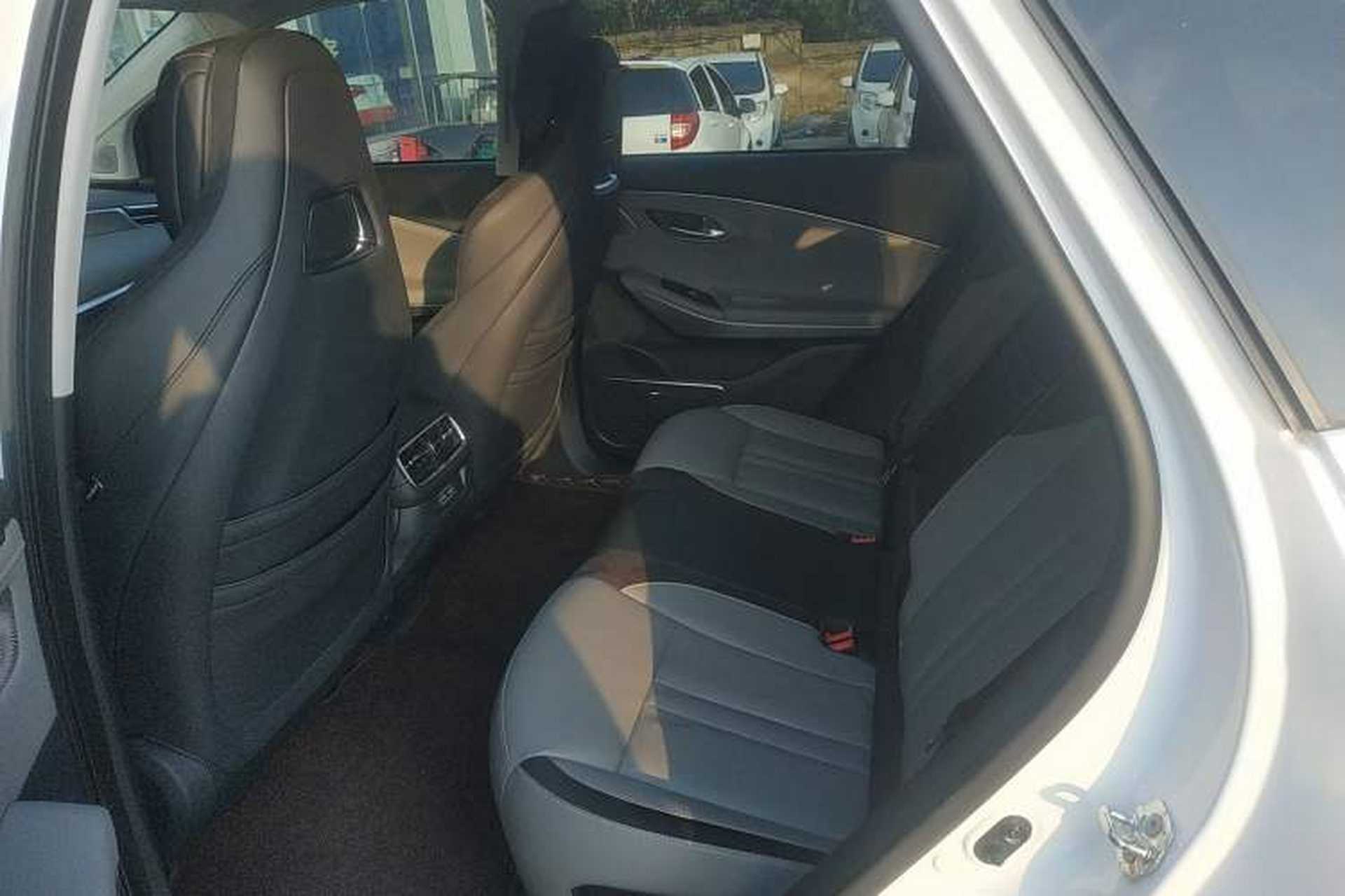 Used AION LX 2019 70 Left Rear Seat