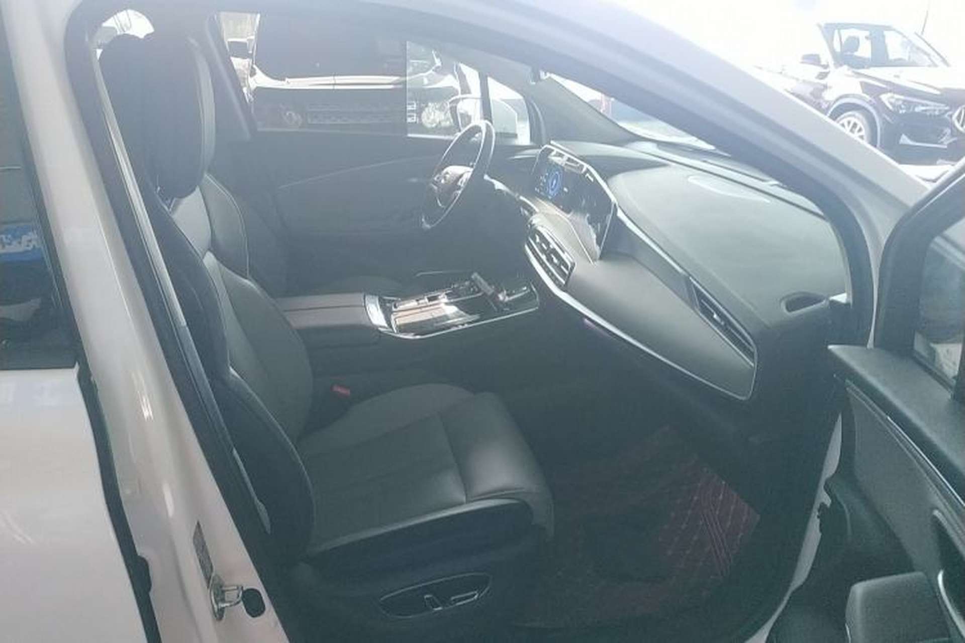 Used AION LX 2019 70 Right Front Seat