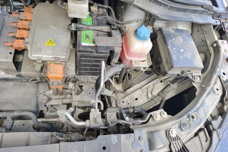 Used AION LX 2020 80D Intelligent Version Engine Bay Left