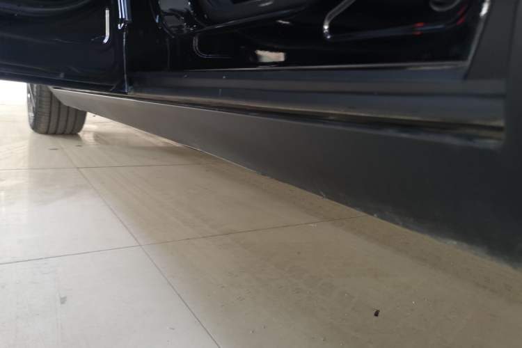 Used AION LX 2022 Plus 80D Flagship Edition Left Side Sill