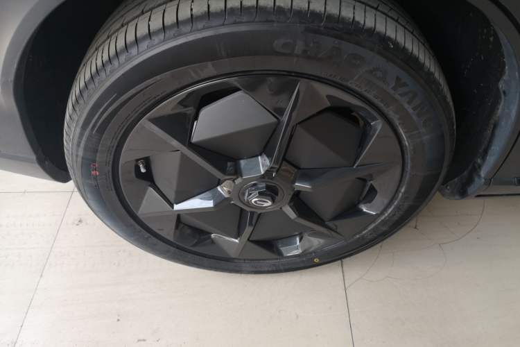 Used AION LX 2022 Plus 80D Flagship Edition Right Rear Wheel Hub