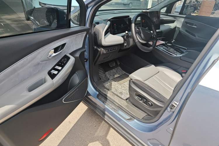 Used AION LX 2022 Plus 80D Max Edition Driver Seat
