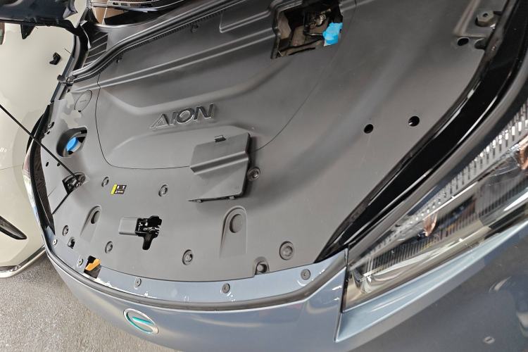 Used AION LX 2022 Plus 80D Flagship Edition Engine Bay