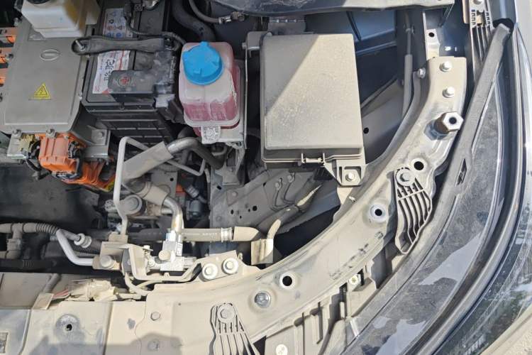 Used AION LX 2022 Plus 80D Max Edition Engine Bay Left