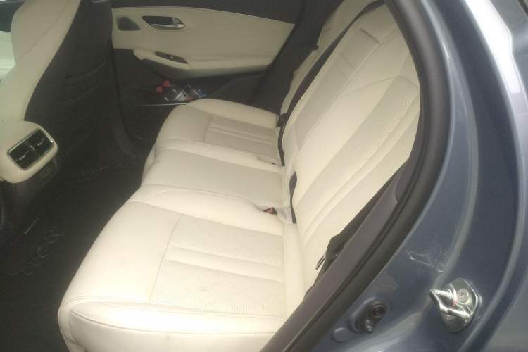 Used AION LX 2022 Plus 80D Flagship Edition Interior 4