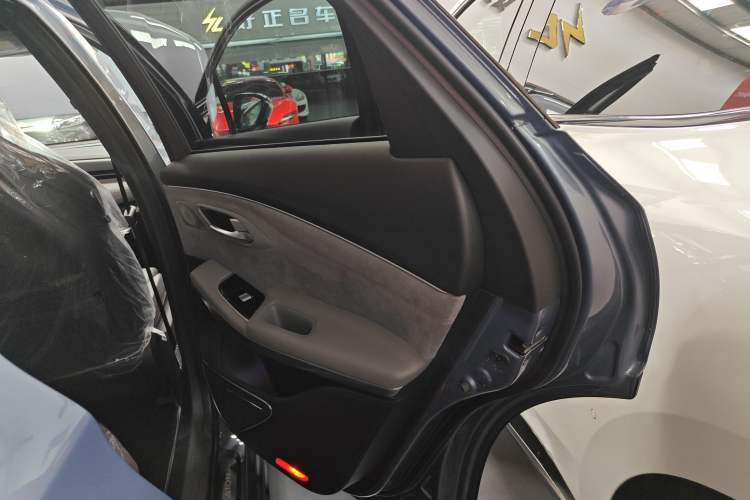 Used AION LX 2022 Plus 80D Flagship Edition Interior 6