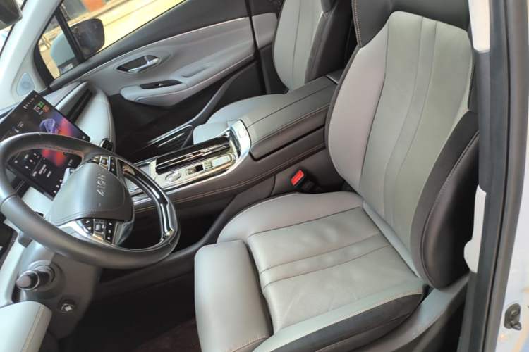 Used AION LX 2022 Plus 80 Smart Premium Edition Left Front Seat