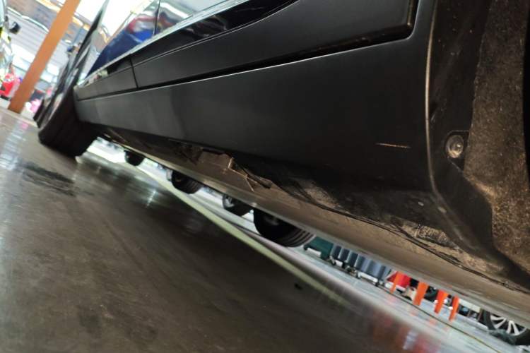 Used AION LX 2022 Plus 80D Flagship Edition Left Side Sill