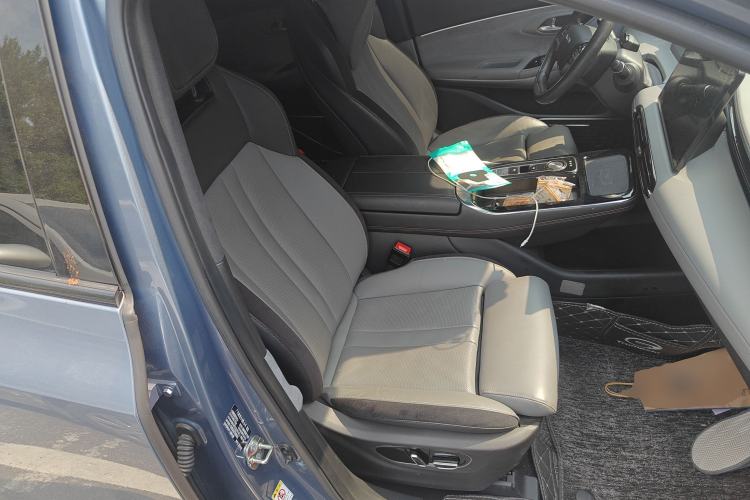Used AION LX 2022 Plus 80D Flagship Edition Right Front Seat