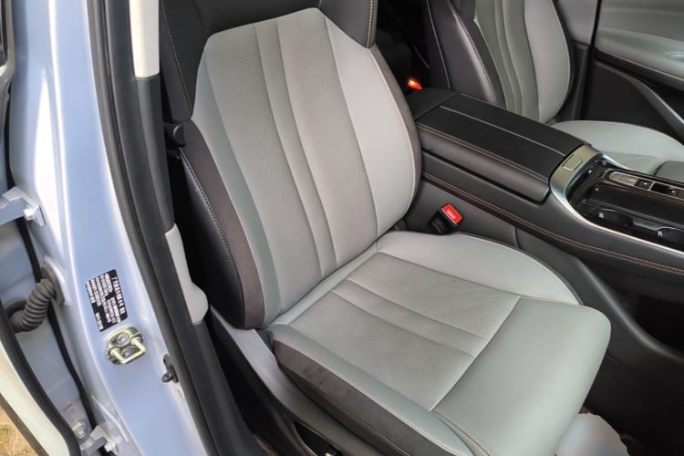Used AION LX 2022 Plus 80 Smart Premium Edition Right Front Seat