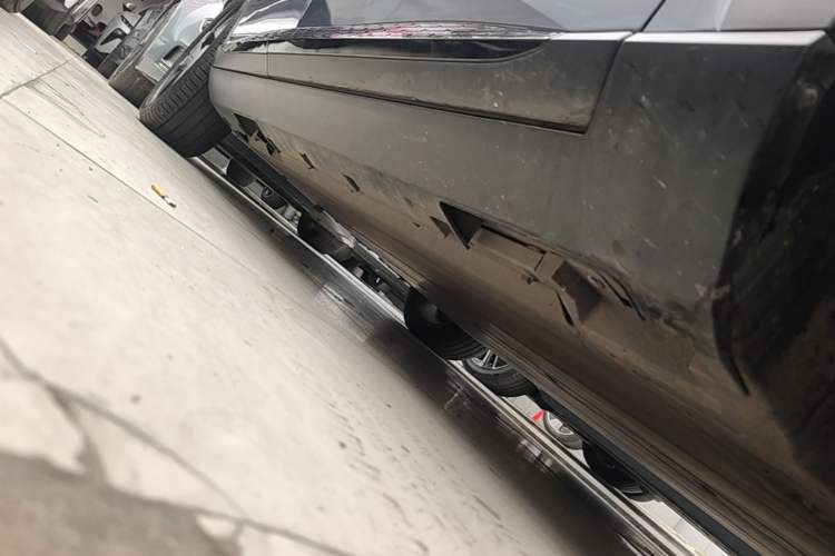 Used AION LX 2022 Plus 80D Flagship Edition Right Side Sill