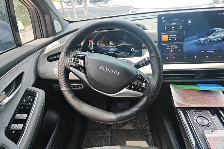 Used AION LX 2022 Plus 80D Max Edition Steering Wheel
