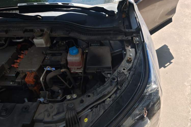 Used AION LX 2022 Plus 80D Flagship Edition Engine Bay Left