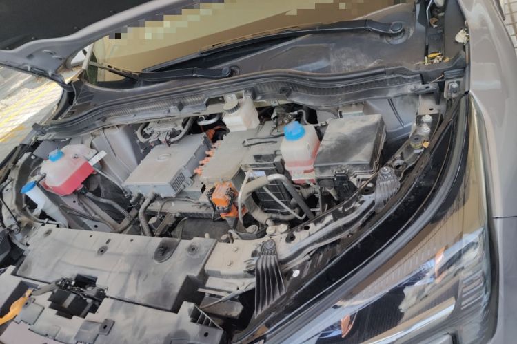 Used AION LX 2022 Plus 80D Flagship Edition Engine Bay Left
