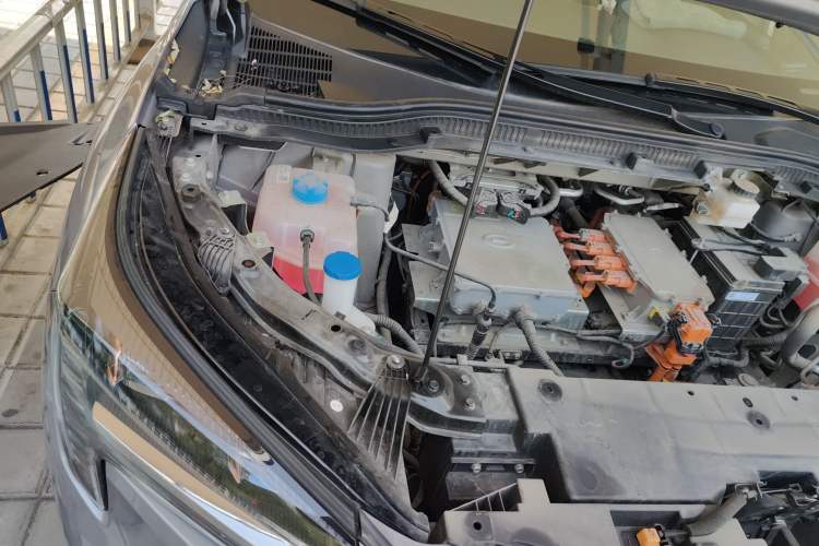 Used AION LX 2022 Plus 80D Flagship Edition Engine Bay Right
