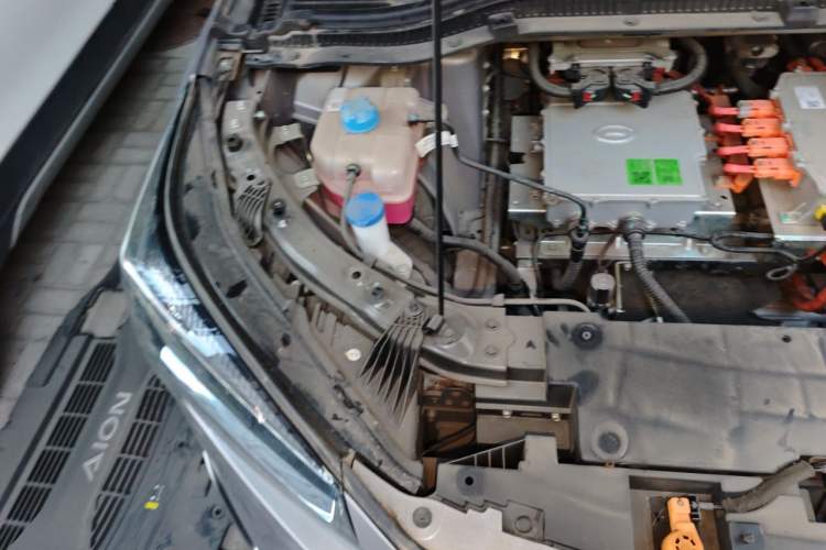 Used AION LX 2022 Plus 80 Smart Premium Edition Engine Bay Right