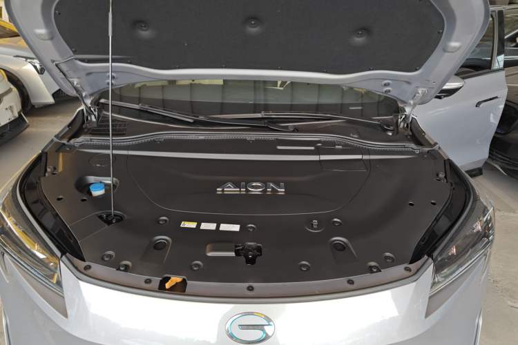 Used AION LX 2022 Plus 80D Flagship Edition Engine Bay