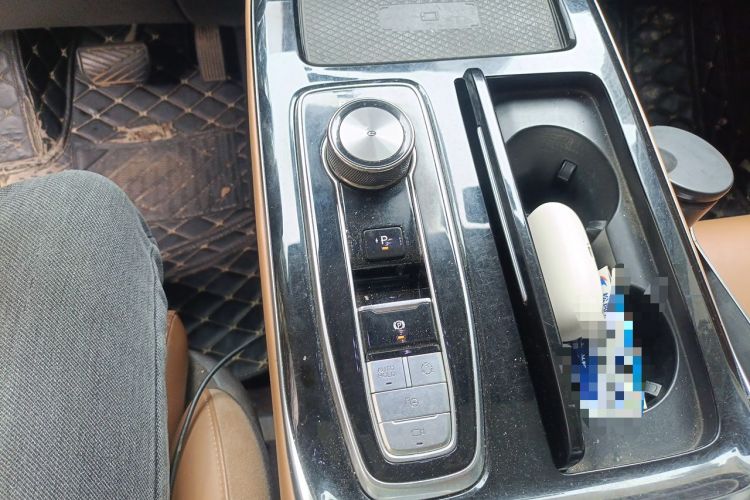 Used AION LX 2022 Plus 80 Smart Premium Edition Gear Lever