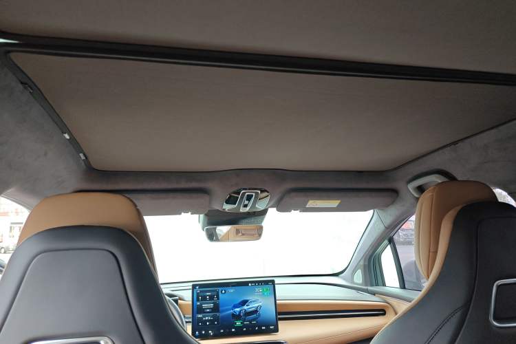 Used AION LX 2022 Plus 80D Flagship Edition Headliner