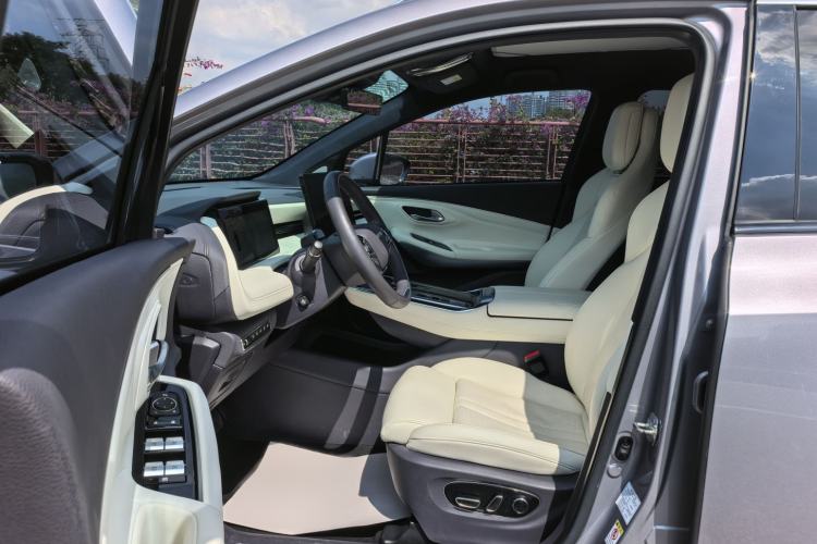 Used AION LX 2022 Plus 80D Flagship Edition Interior 1