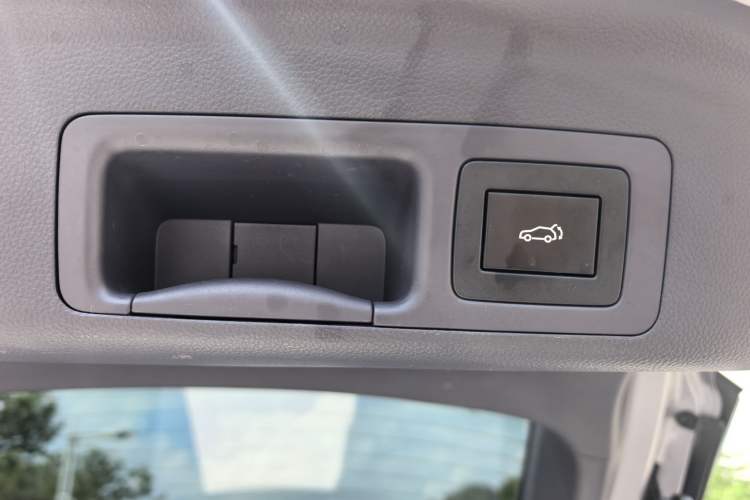 Used AION LX 2022 Plus 80D Flagship Edition Interior 11