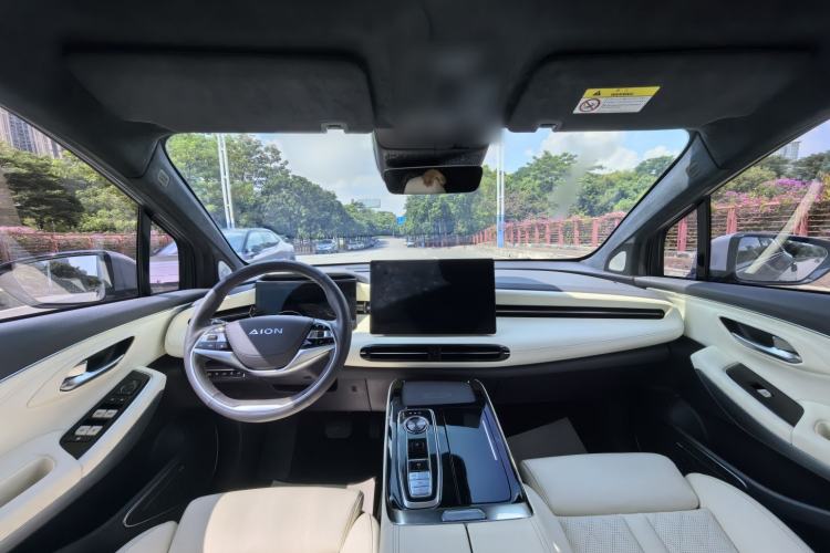 Used AION LX 2022 Plus 80D Flagship Edition Interior 2