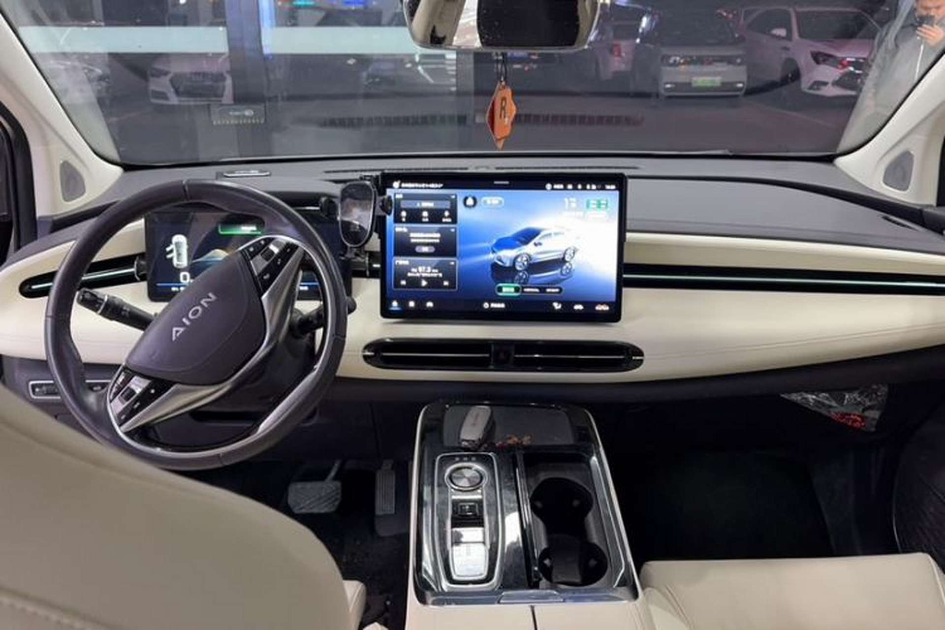 Used AION LX 2022 Plus 80 Smart Premium Edition Interior 3