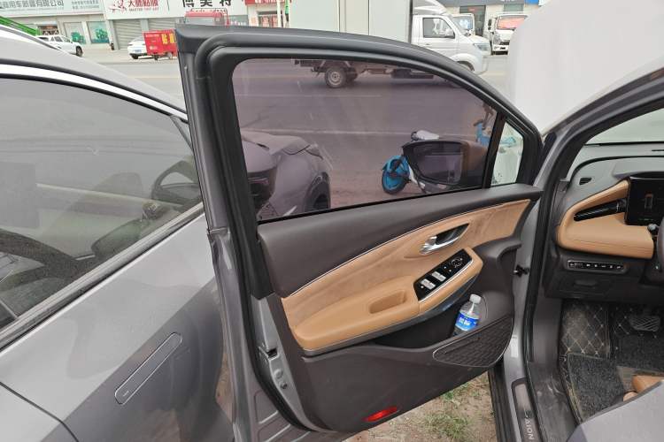 Used AION LX 2022 Plus 80D Flagship Edition Interior 7