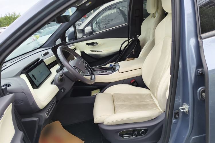 Used AION LX 2022 Plus 80 Smart Premium Edition Left Front Seat