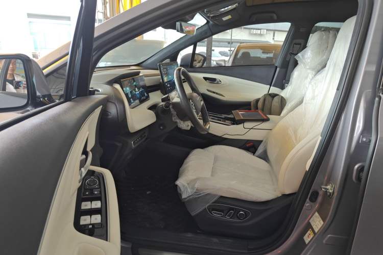 Used AION LX 2022 Plus 80D Flagship Edition Left Front Seat