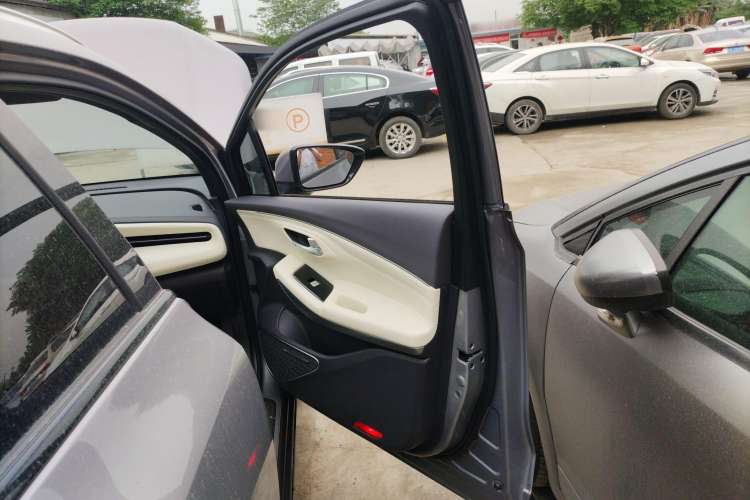 Used AION LX 2022 Plus 80D Flagship Edition Right Front Door Interior