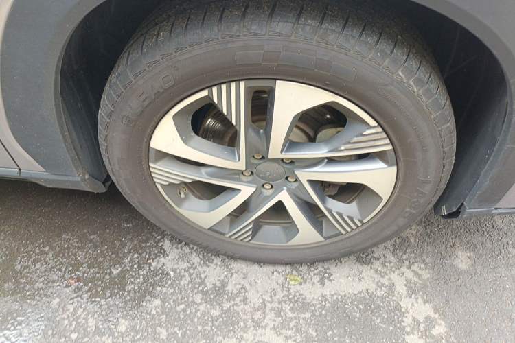 Used AION LX 2022 Plus 80 Smart Premium Edition Right Front Wheel Hub