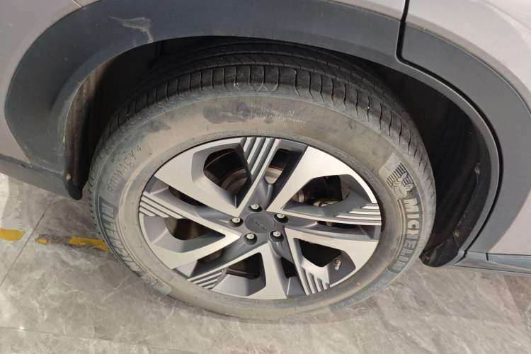 Used AION LX 2022 Plus 80 Smart Premium Edition Right Rear Wheel Hub