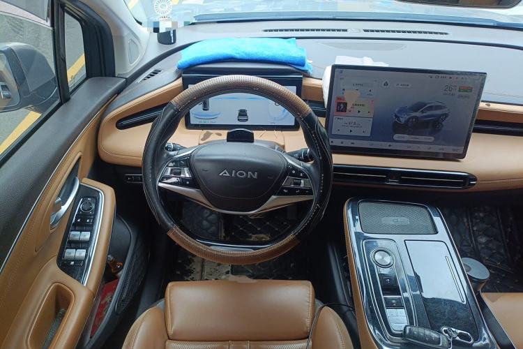 Used AION LX 2022 Plus 80 Smart Premium Edition Steering Wheel