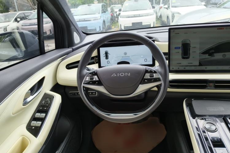 Used AION LX 2022 Plus 80 Smart Premium Edition Steering Wheel