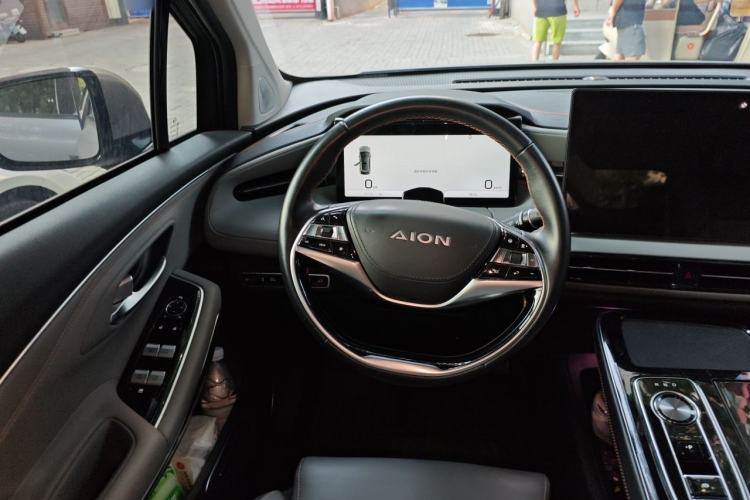 Used AION LX 2022 Plus 80 Smart Premium Edition Steering Wheel