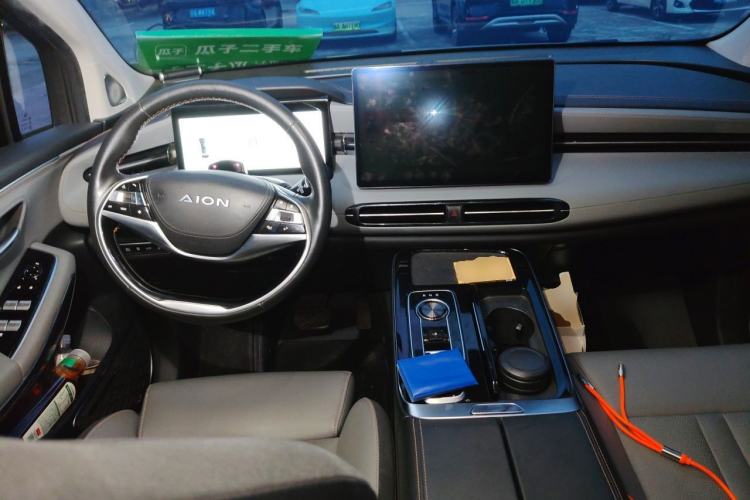 Used AION LX 2022 Plus 80 Smart Premium Edition Center Console