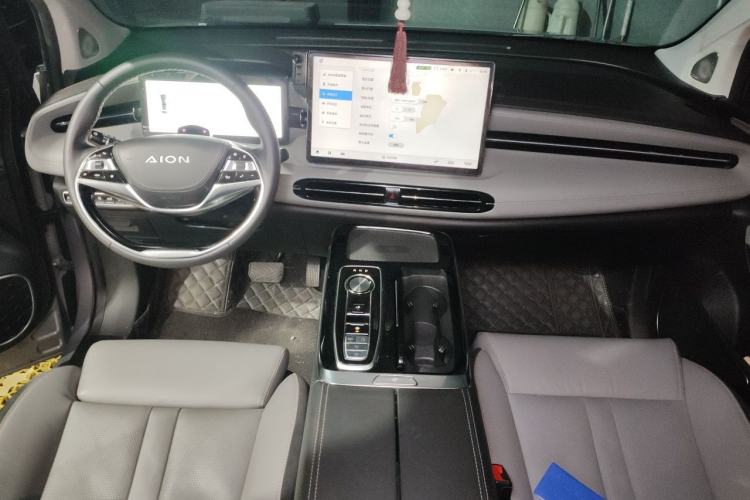 Used AION LX 2022 Plus 80 Smart Premium Edition Center Console