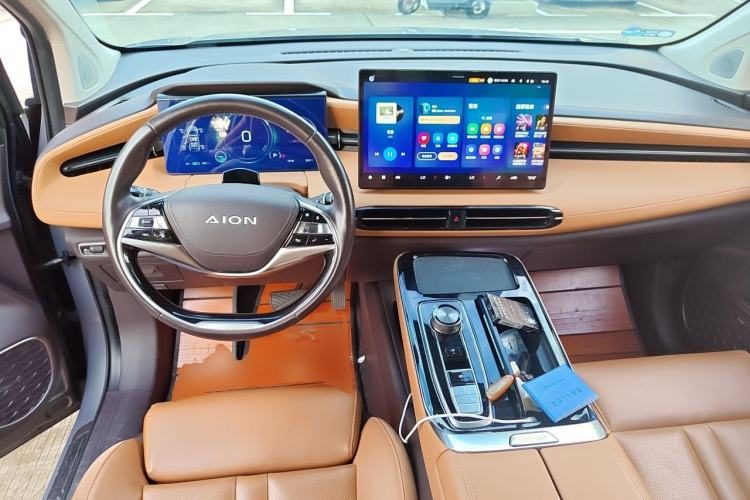 Used AION LX 2022 Plus 80 Smart Premium Edition Center Console