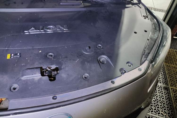 Used AION LX 2022 Plus 80 Smart Premium Edition Engine Bay Left