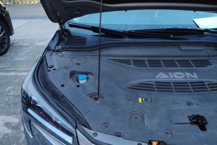 Used AION LX 2022 Plus 80 Smart Premium Edition Engine Bay Right
