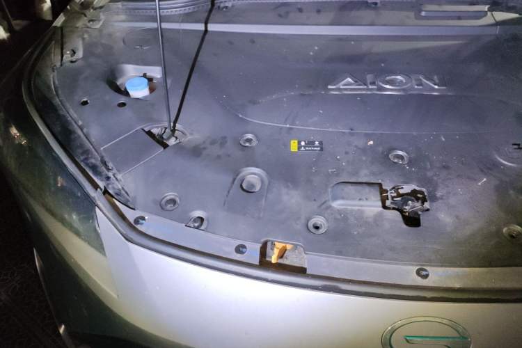 Used AION LX 2022 Plus 80 Smart Premium Edition Engine Bay Right