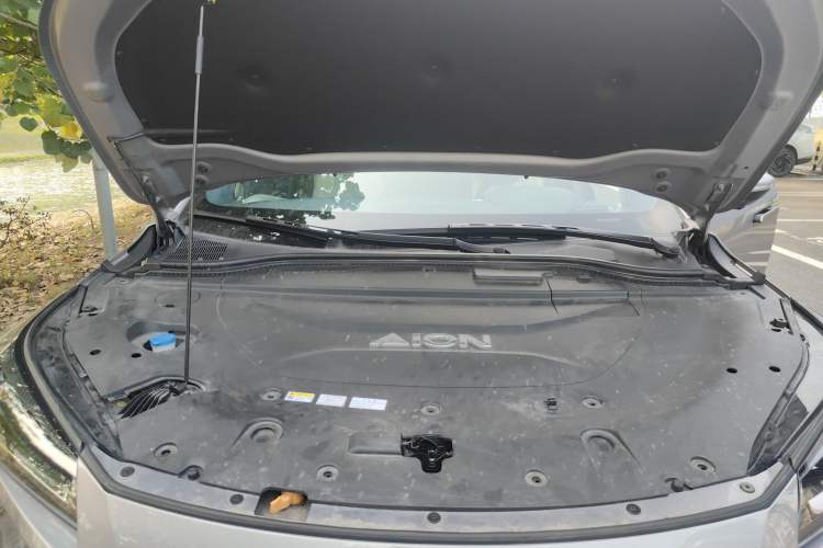 Used AION LX 2022 Plus 80D Flagship Edition Engine Bay