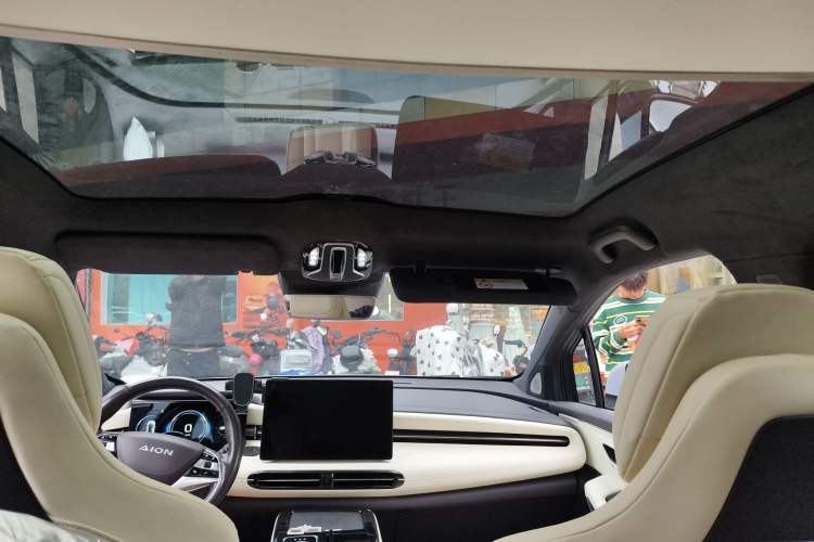 Used AION LX 2022 Plus 80D Flagship Edition Headliner