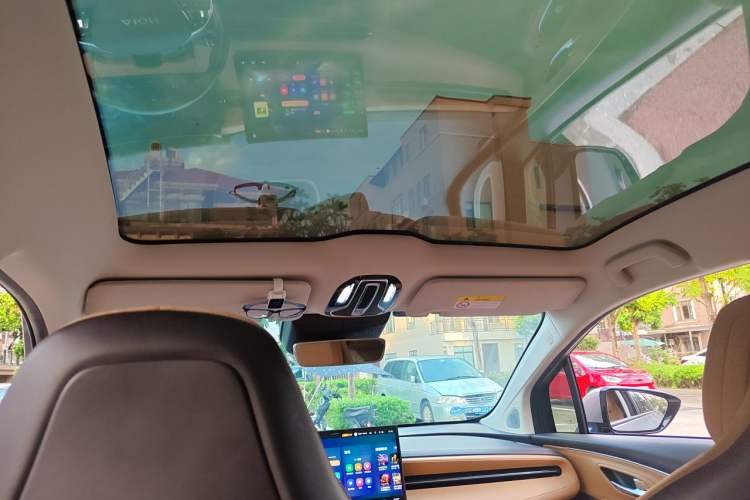 Used AION LX 2022 Plus 80 Smart Premium Edition Headliner