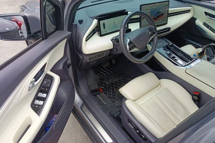 Used AION LX 2022 Plus 80D Flagship Edition Interior 3