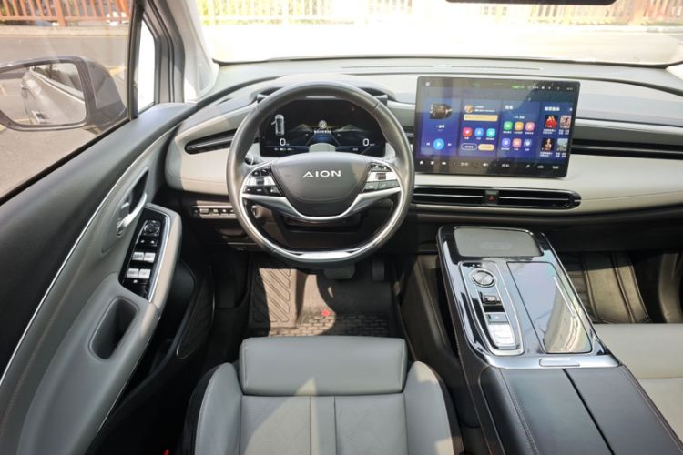 Used AION LX 2022 Plus 80 Smart Premium Edition Interior 3