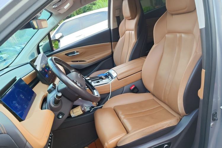 Used AION LX 2022 Plus 80 Smart Premium Edition Left Front Seat