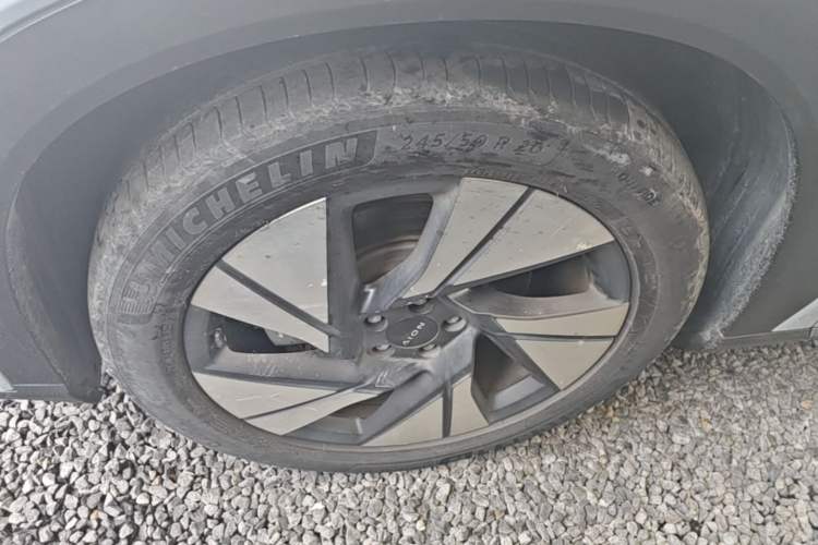 Used AION LX 2022 Plus 80D Flagship Edition Left Front Wheel Hub